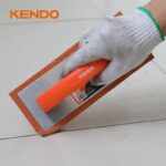 Kendo 45364 Σπάτουλα Πλακάδων Λαστιχένια 240x100x15mm - Image 5